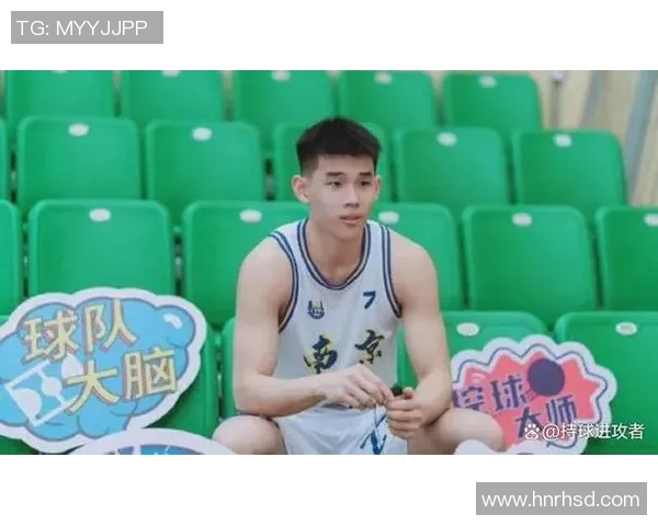 林葳的成长之路：从青涩学生到职场精英的蜕变与追求